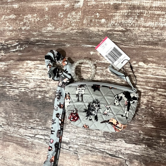 Vera Bradley Dog Show Small Bag With 3 Hair Accessories - Picture 4 of 5